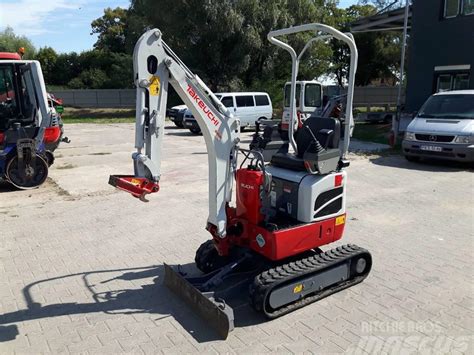 how to operate a takeuchi mini excavator|used takeuchi mini for sale.